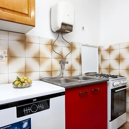 Helles Nur 800 Meter Zum Mit Meerblick, 2 Balkonen, Privatparkplatz Apartment