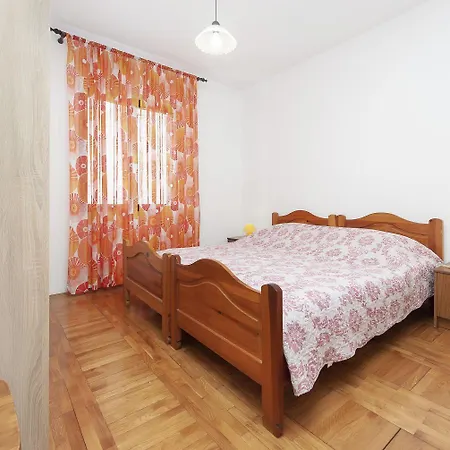 Helles Nur 800 Meter Zum Mit Meerblick, 2 Balkonen, Privatparkplatz Apartment