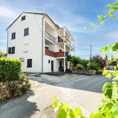 Helles Nur 800 Meter Zum Mit Meerblick, 2 Balkonen, Privatparkplatz Apartment *