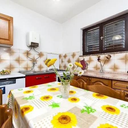 Helles Nur 800 Meter Zum Mit Meerblick, 2 Balkonen, Privatparkplatz Apartment