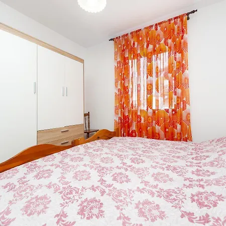 Helles Nur 800 Meter Zum Mit Meerblick, 2 Balkonen, Privatparkplatz Apartment *