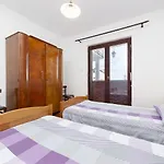 Helles Nur 800 Meter Zum Mit Meerblick, 2 Balkonen, Privatparkplatz Apartamento *